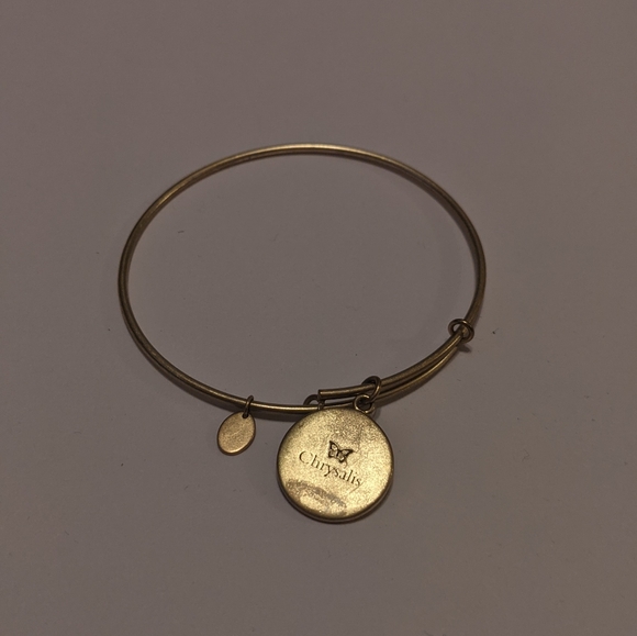 Chrysalis nautical charm bracelet bangle - adjustable gold tone - Picture 12 of 14